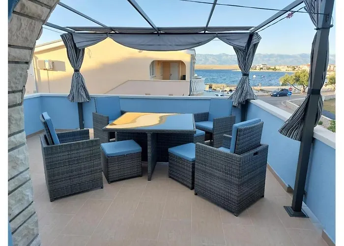 Blue Sea Vir Apartments