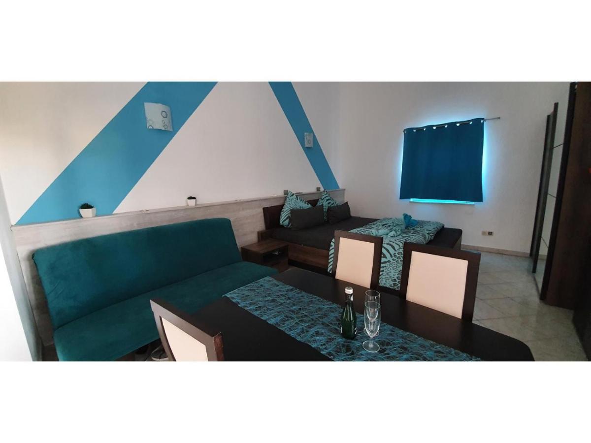 Apartment Blue Sea